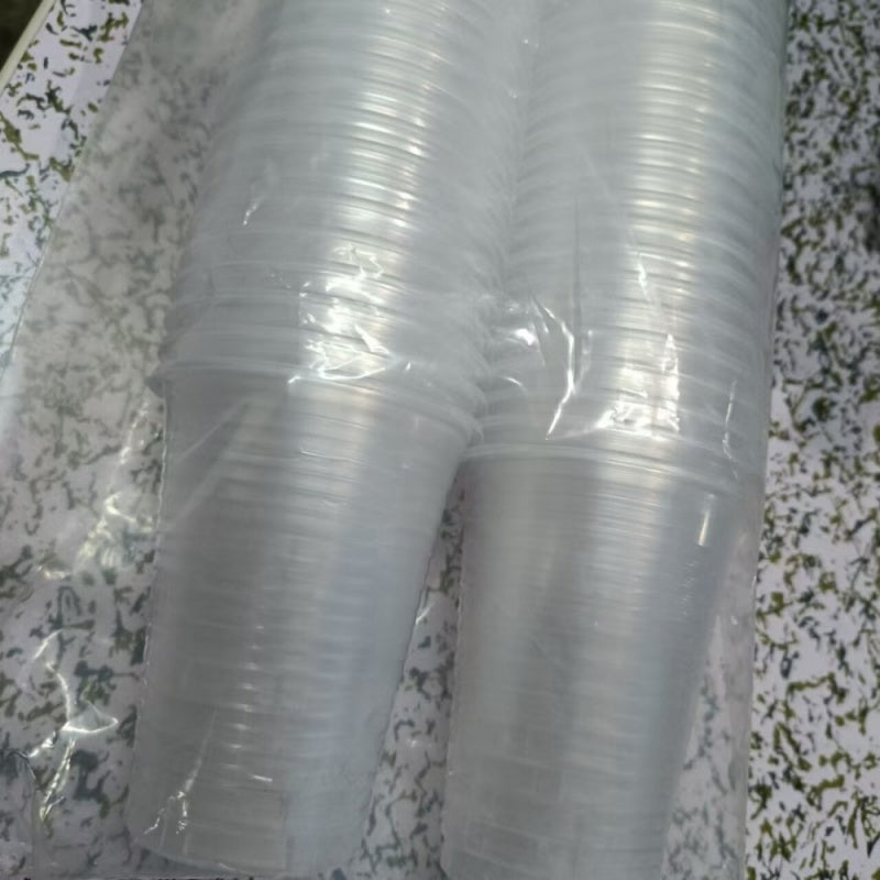 82pcs of 300M High-Quality Transparent Cups, Perfect for Festive Party Decorations. They Pair Well with Soda And Various Colored Drinks, Making Them Visually Appealing. Stackable for Space-Saving Storage, Ideal for Family Gatherings, Parties