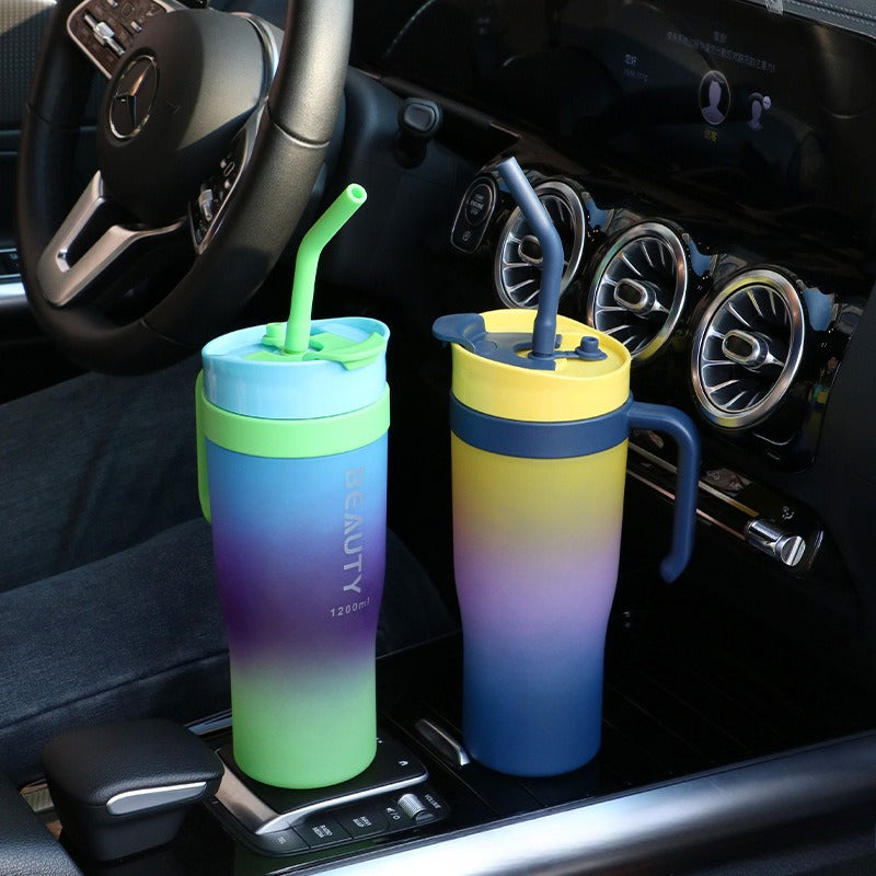 Multi-color Car Cup Ice Master Plastic Water Cup, a Large-capacity Cup Suitable for Sports and Outdoor Use, for Both Men and Women